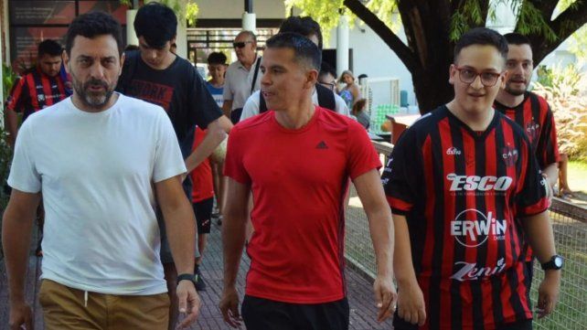 Javier Saviola estuvo en Patronato y jugó un picadito