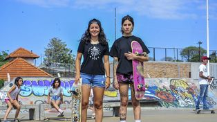 En Paraná las chicas coparon el skatepark