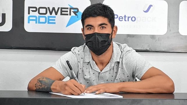 Brian Nievas metió el gancho en su nuevo contrato