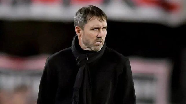 Chacho Coudet hizo limpieza profunda en River.