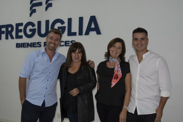 Germán Fianchini, Nancy Deverenux, Leonardo Maibach y Maria Bourdieu