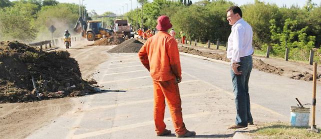 En el lugar se compactó el suelo por debajo de la losa de aproximación