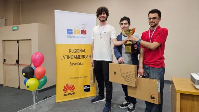 Estudiantes de UNR y UTN buscan ayuda para viajar a la Copa Programadores de América