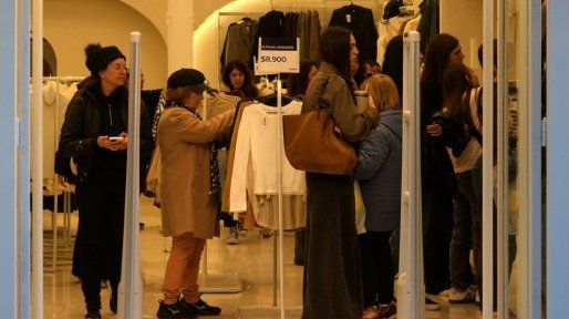 Las marcas de ropa low cost invaden la peatonal Córdoba