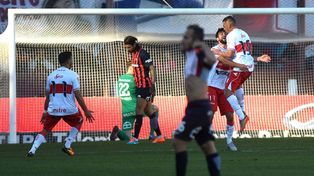Deportivo Morón despachó a San Lorenzo y será rival de Unión en Copa Argentina