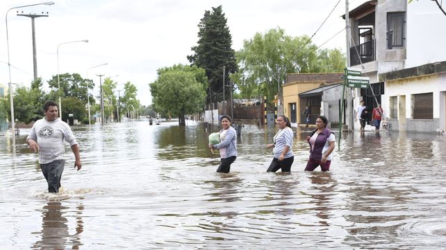 Un muerto y más de 400 evacuados a raíz del temporal en el norte bonaerense