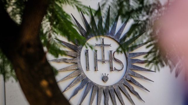 Jesuitas chilenos admitieron haber cometido más de sesenta abusos sexuales