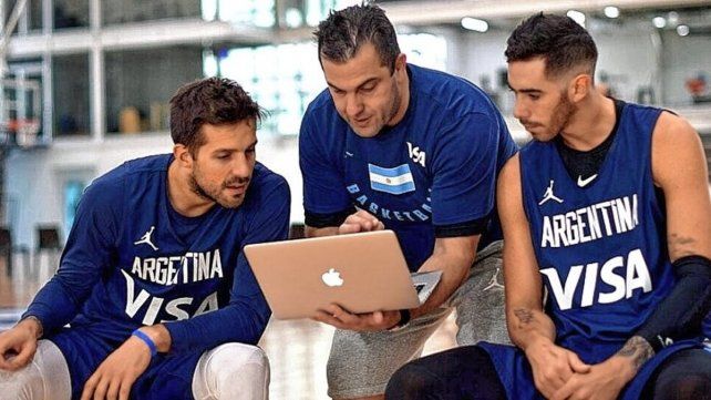 Silvio Santander estará en Santa Fe el sábado 15 para brindar una Clínica a los entrenadores en Regatas.