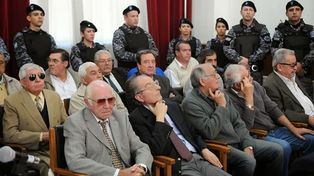 Perpetua a ex jueces mendocinos por delitos de lesa humanidad