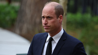 El príncipe William se ausentó en el homenaje a su padrino, el rey griego Constantino, debido a asuntos personales.
