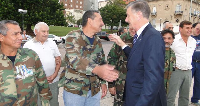 Binner: El desaf&iacute;o es tener una pol&iacute;tica de Estado eficaz para recuperar Malvinas