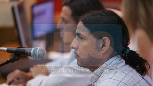 Hizo todo mal. El hombre fue condenado y en la misma audiencia amenazó a los fiscales.