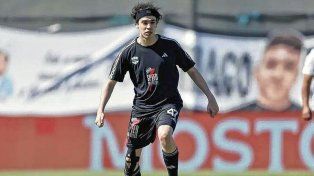 El streamer Spreen hizo su debut polémico en la primera división de Deportivo Riestra
