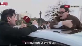 El video, concluye con una voz en off que propone reformular el dicho, que dice: Argentina, que país de mierda