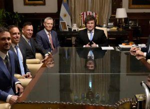 Milei confirmó que acompañará a Adorni en su informe en el Congreso