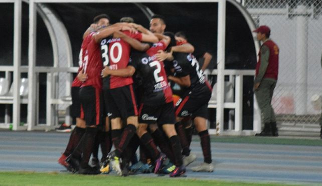Colón ya piensa en el partido contra Zamora