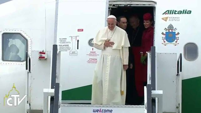 Francisco: El mundo está en guerra pero no una guerra de religiones