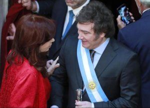 Cristina Kirchner acusó a Milei de mentir sobre la intervención de los dólares financieros