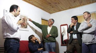 Más familias de barrio Chalet se sumaron a la red cloacal