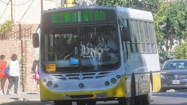 Vecinales reclamaron al gobierno municipal por una solución definitiva para el transporte urbano en Santa Fe