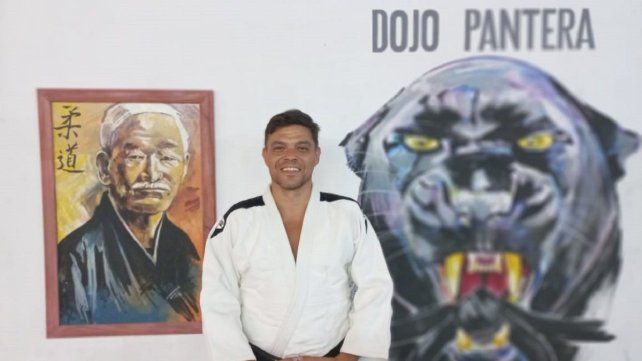 Andrés Schulz llegó al Dojo Pantera para actualizar las reglas del judo.