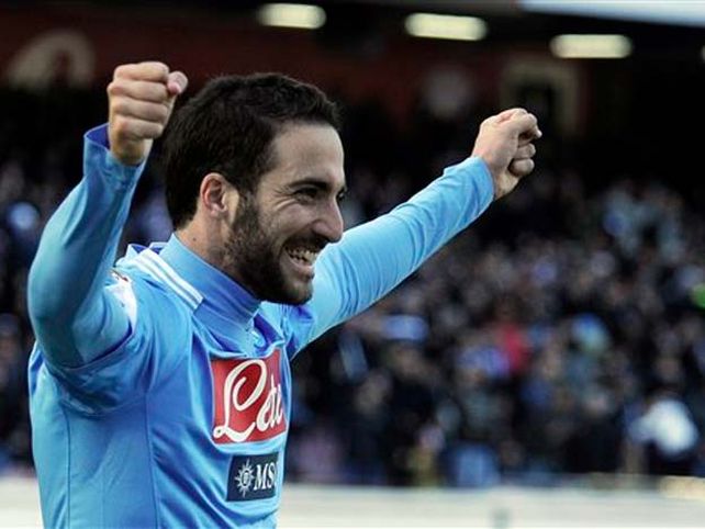 Napoli venció a Sampdoria y sigue bien arriba