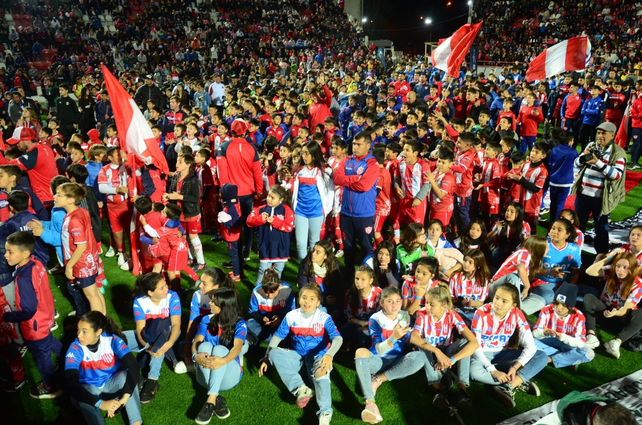 El Torneo Diego Barisone de Unión tuvo su etapa final en el estadio 15 de Abril.&nbsp;
