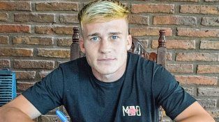 Pablo Hofstetter renovó vínculo con Patronato hasta 2025.