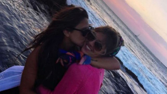 Llegó la foto del triunfo de la amistad entre Barbie Vélez y Candela Ruggeri