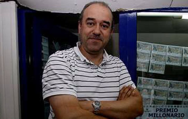 El agenciero Manuel Reija González encontró el billete premiado pero