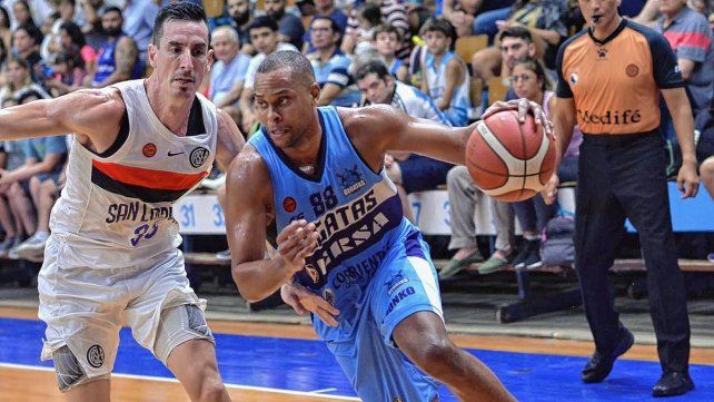 San Lorenzo perdió con Regatas Corrientes y lo festejó Unión