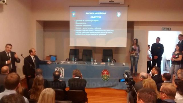 El botón antipánico en la provincia funcionará a través de los celulares