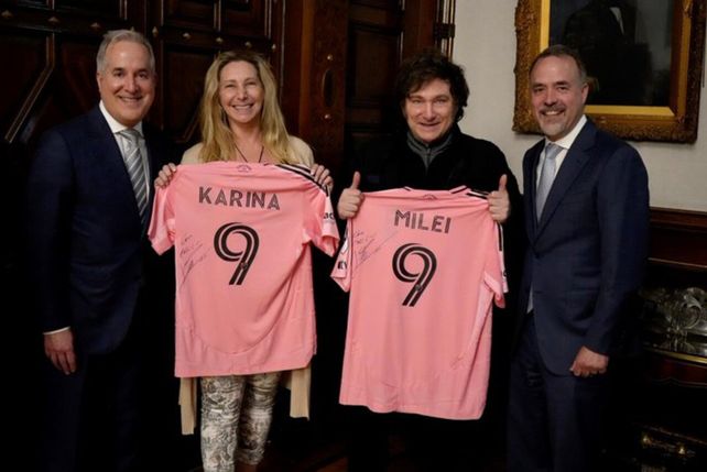 Los hermanos Más Santos visitaron al presidente Javier Milei en su llegada al país.