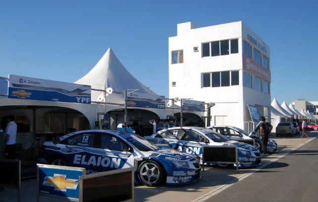 A punto. Los Chevrolet de Canapino
