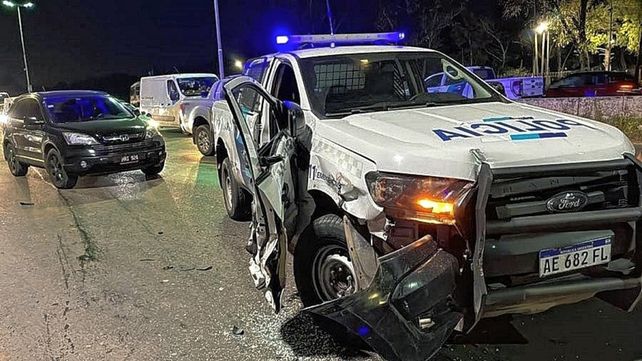 Robó un colectivo escolar y fue detenido tras ser perseguido durante 22 kilómetros