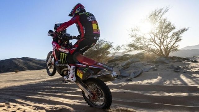 El salteño Benavides sigue 2º en motos
