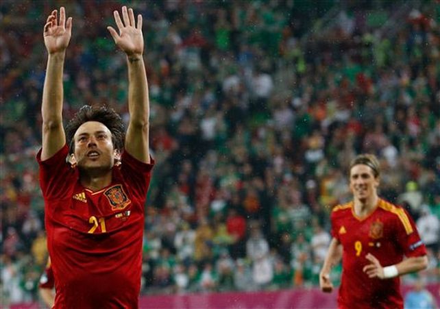 España fue una Furia roja ante Irlanda y lo eliminó