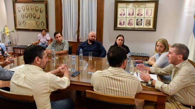 Sequía: Provincia presentó el programa de ayuda a tamberos