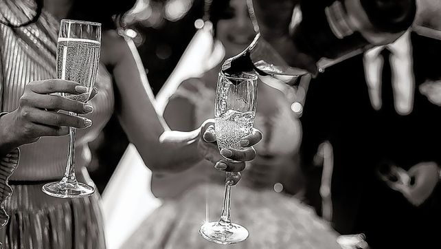 Piden habilitar las fiestas de 15 y con baile unipersonal
