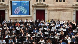 En febrero pasado, el proyecto original de la ley ómnibus fue aprobada en general y naufragó en la votación en particular.