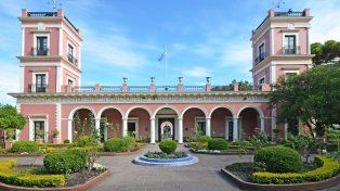Rogelio Frigerio firmó una carta de intención con el secretario de Cultura de la Nación, Leonardo Cifelli, para restaurar y administrar el palacio San José, morada de Justo José de Urquiza.