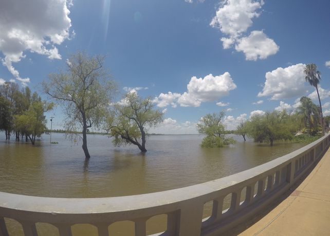 En febrero el Río Paraná seguirá por arriba del nivel de evacuación