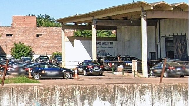 Un taller mecánico del subjefe de Policía de Santa Fe, la pista de una causa por fraude al Estado