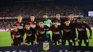 Arriba: Pittón, Ortiz, Hoyos, Velázquez y Recalde. Abajo: Gómez, Sordo, Ferreira, Portillo, Aguirre y Mosquera.&nbsp; 