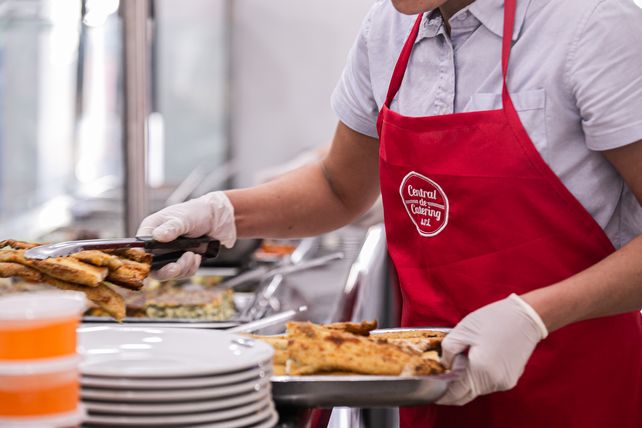 Ellos manejan hoy más de diez cocinas en distintas terminales portuarias.