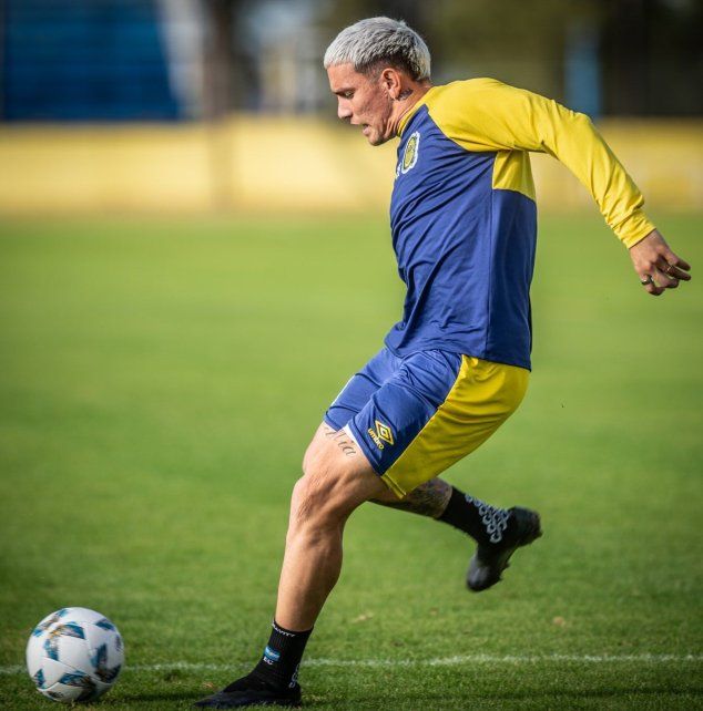 Central ya tiene equipo ante Lanús: Copetti titular y Marco Ruben al banco