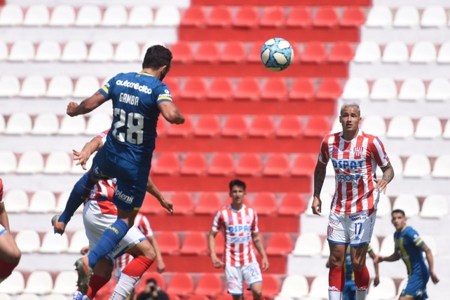 Unión cayó ante Rosario Central por 2-1 en el 15 de Abril con goles de Lucas Gamba.