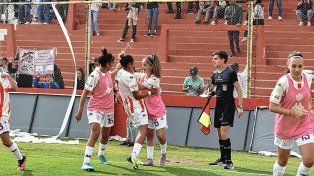 Las chicas Unión batieron a Estrella del Sur y tienen puntaje ideal en la Primera C