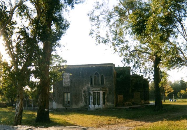 La casa de Mr. Hall, luego de Gómez Machado en Carcarañá, demolida en el 2011.