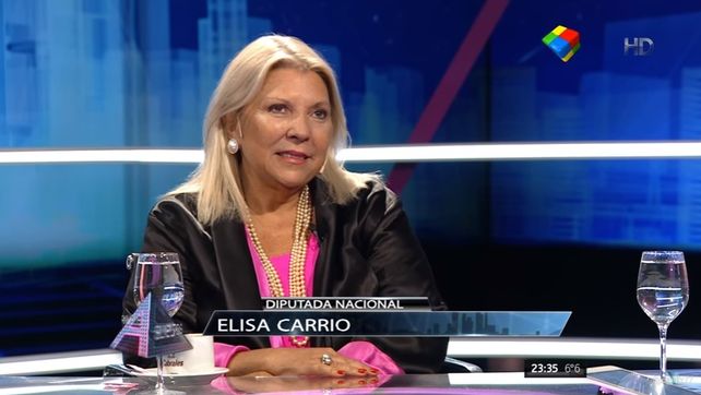 El Papa es austero, pero no es humilde, disparó Carrió anoche en Animales Sueltos